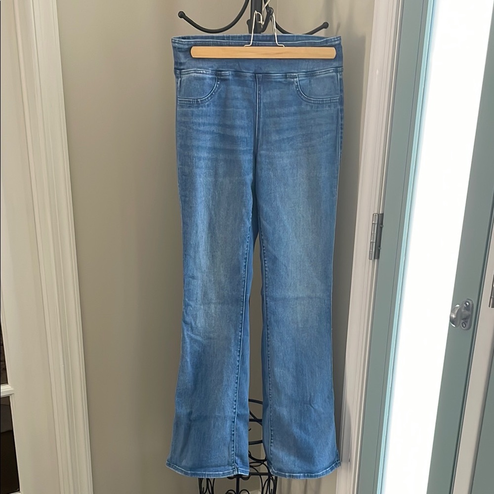Classic Blue Women's Jeans